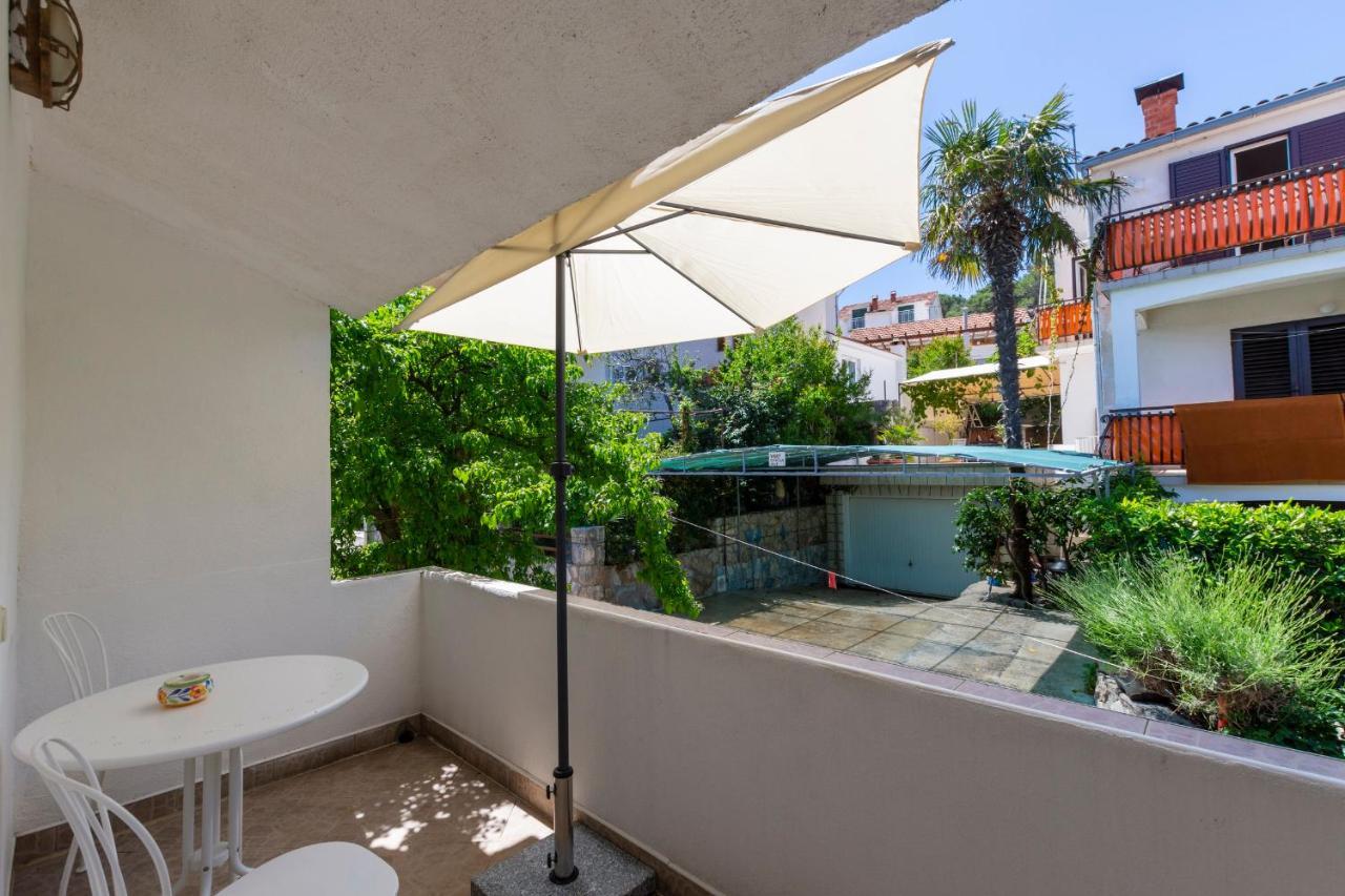 Janus Apartments Jelsa  Exterior photo